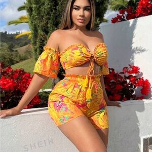 SHEINBeach Women's Summer Bohemian Vacation Yellow Tassel Short Set